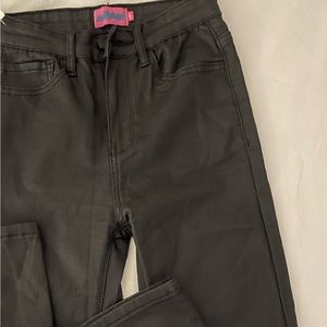 XS lightly worn edikted leather pants
